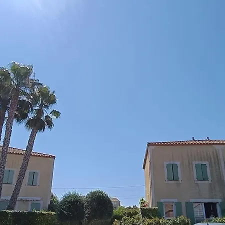 Les *